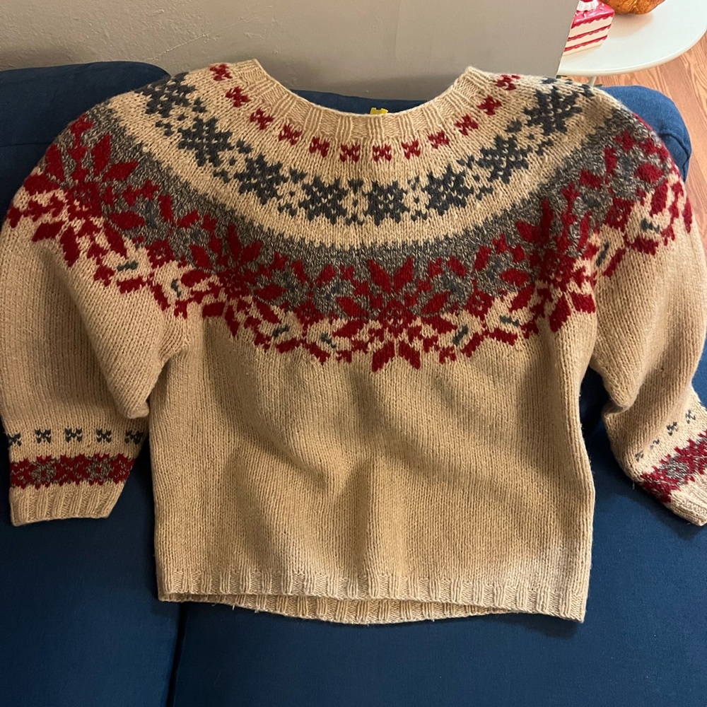 Wool Cozy Cream Eddie Bauer Sweater with Red and Gray Pattern